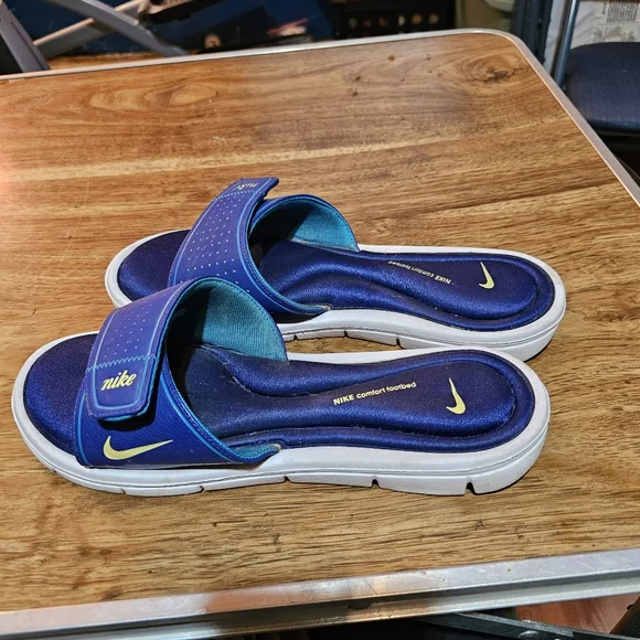 ❤️ GUC Nike Navy Blue Slide Sandals Size 12 - Picture 2 of 10